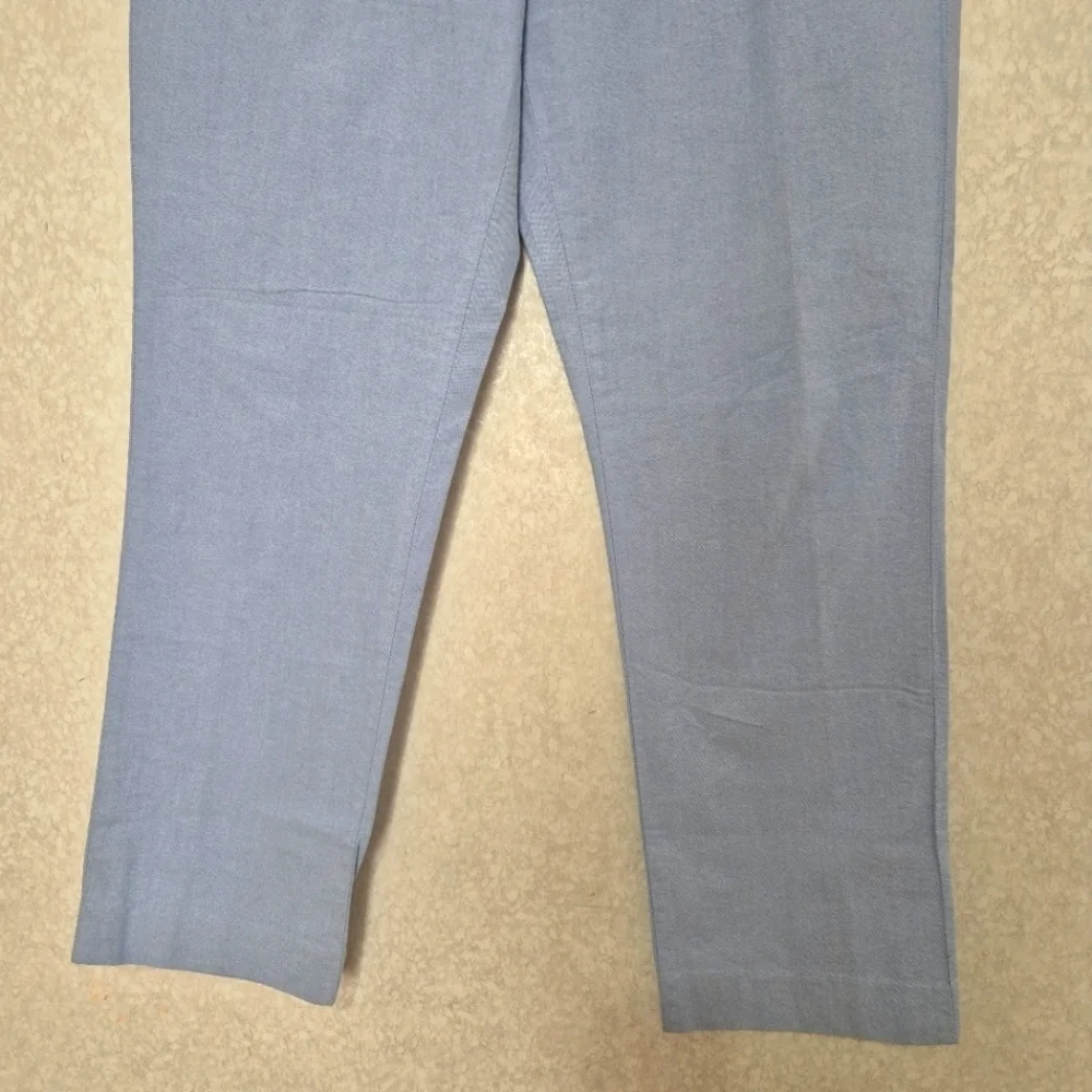 J. Crew Blue Chinos Straight Leg Classic..SIZE:34/32
